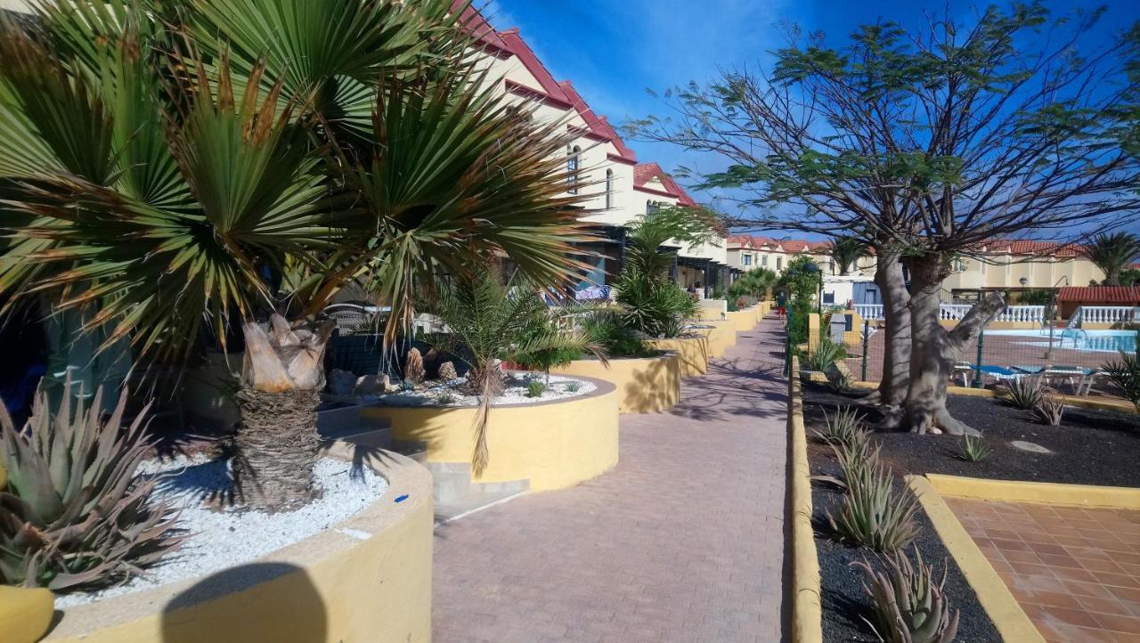 Green Oasis By The Pool كوستا كالما المظهر الخارجي الصورة